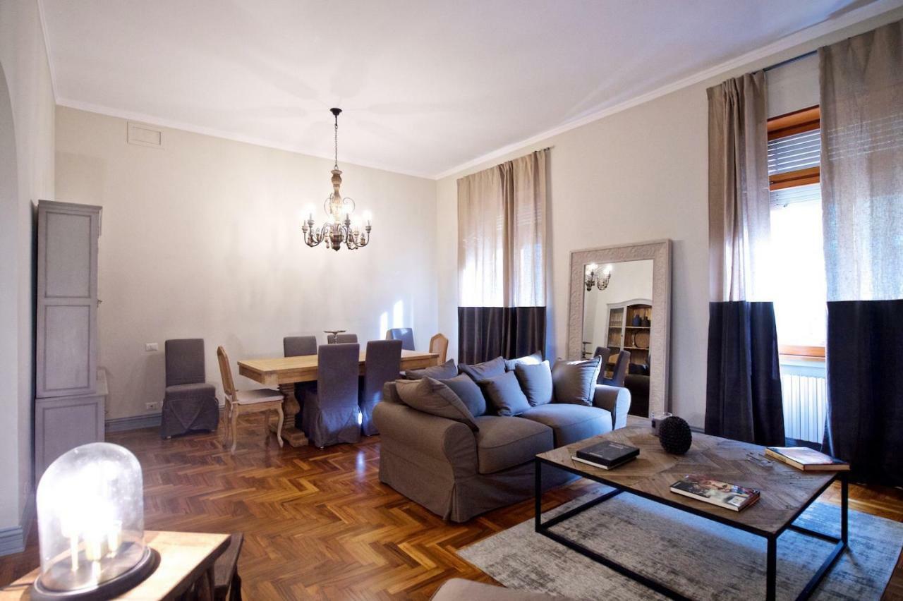 Carducci Luxury Apartment Roma Esterno foto